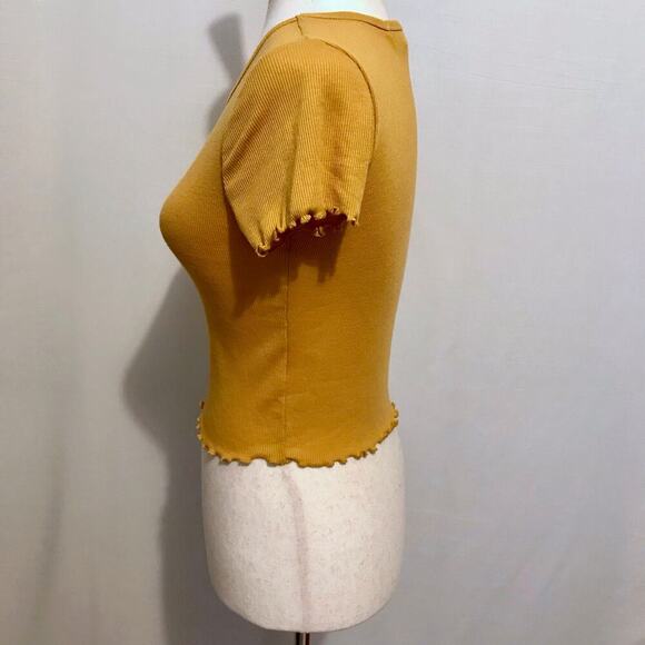 Hippie Rose NWT Cropped Short Sleeves Top Juniors S - Picture 5 of 10